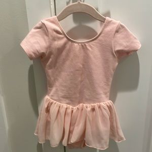 Bloch girls 4-6 pink cap sleeve leotard with skirt
